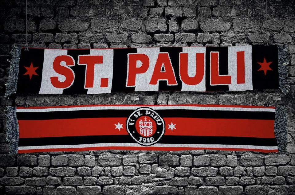 Knitted Scarf St. Pauli